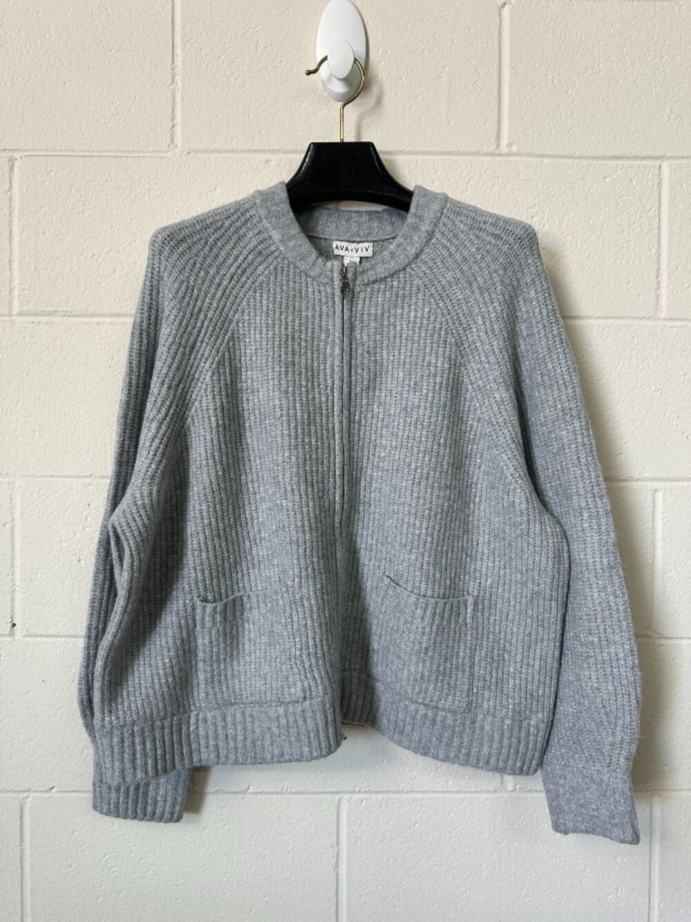 NWT Ava & Viv Grey Cashmere-Like Zip-up Sweater
